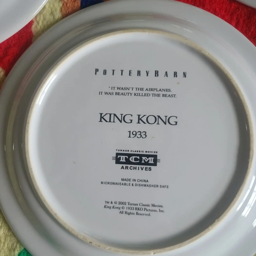 Pottery Barn 2002- 3‎ Classic Movie Plates King Kong Casablanca Singin' Rain